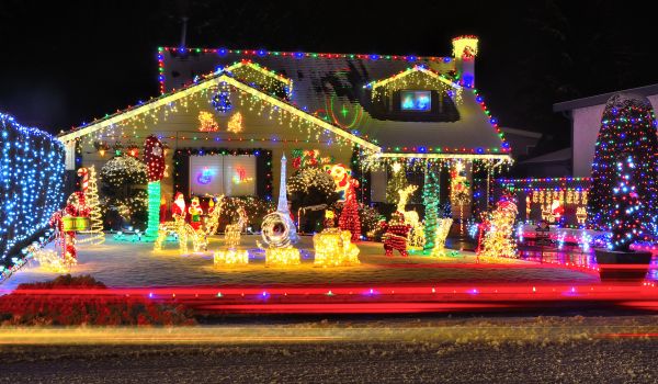 Holiday Lights Hanging